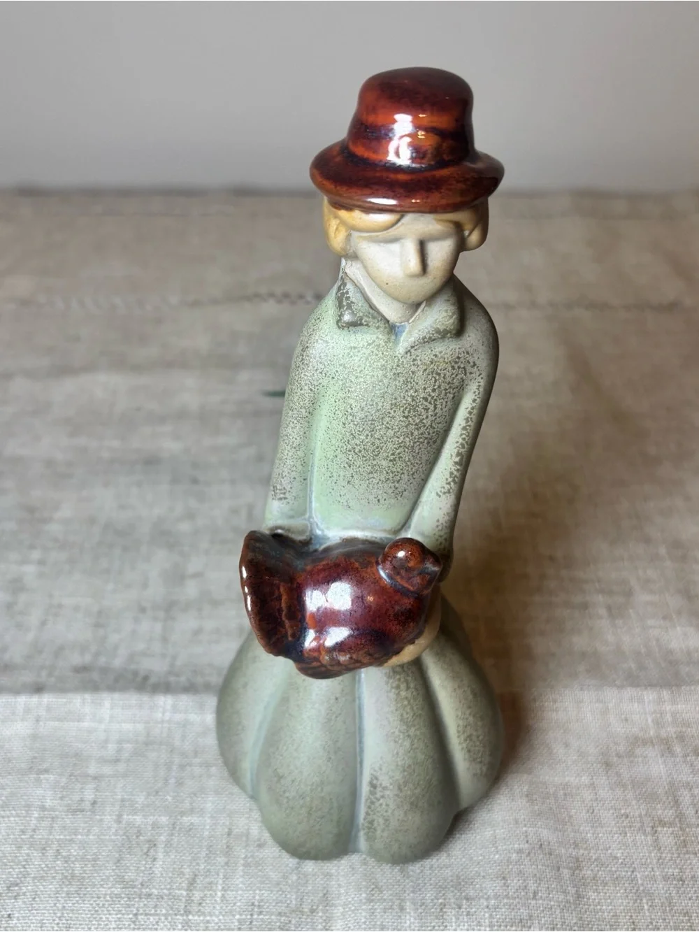 Pier 1 Thanksgiving Pilgrim Figurines 1970s Ceramic Set of 2 Folk Art MCM